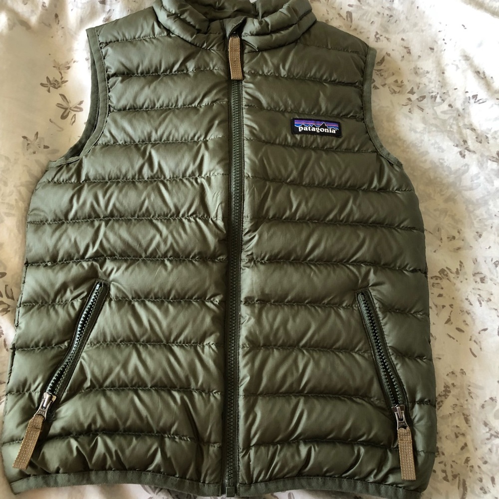 Hunter Green Kids Patagonia Puffer Vest